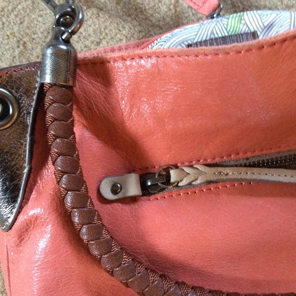 The Sak Indio coral toned bag leather woven strap - Picture 6 of 6